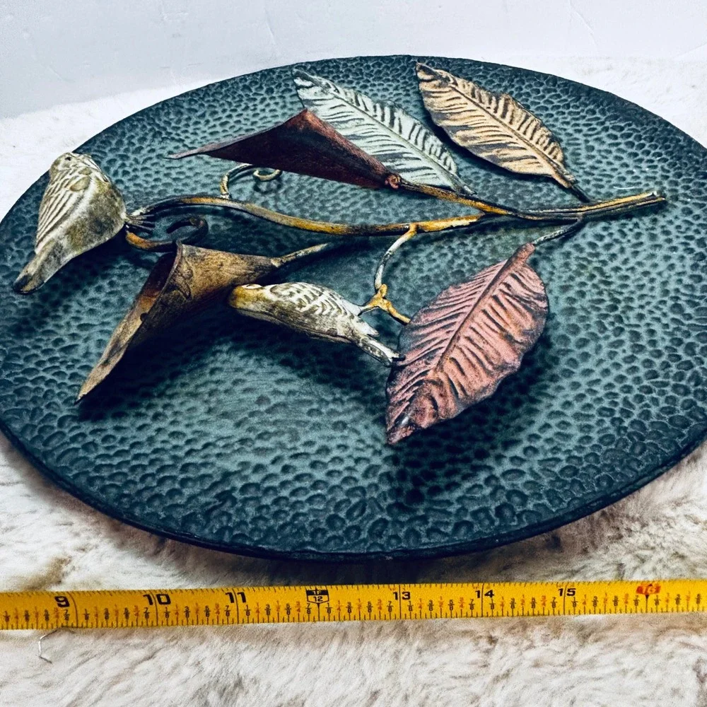 Round Metal Wall Art Plate Birds Calla‎ Lily Leaves Textured Green Gold Rustic